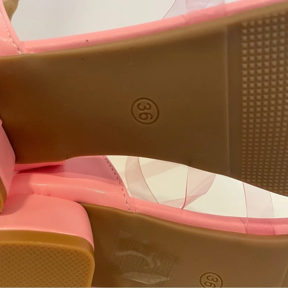 Pink Block Heel Sandal Buckle Accent Clear Crisscross‎ Strap Girls Size 4 US